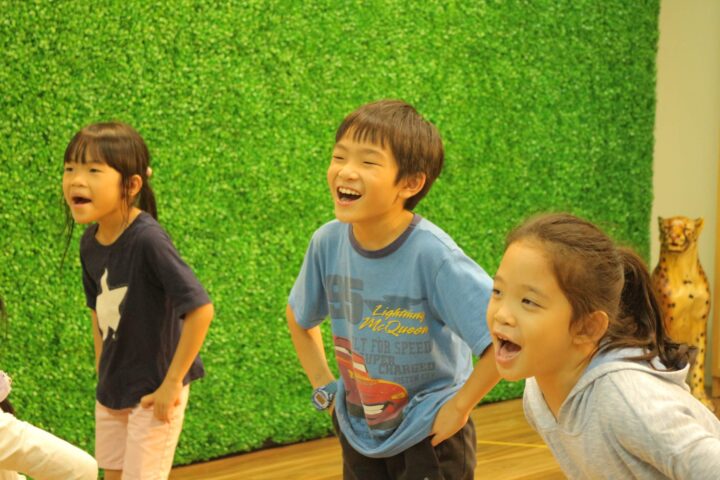 兒童美語幼兒英語戲劇課程教室自信台風表達